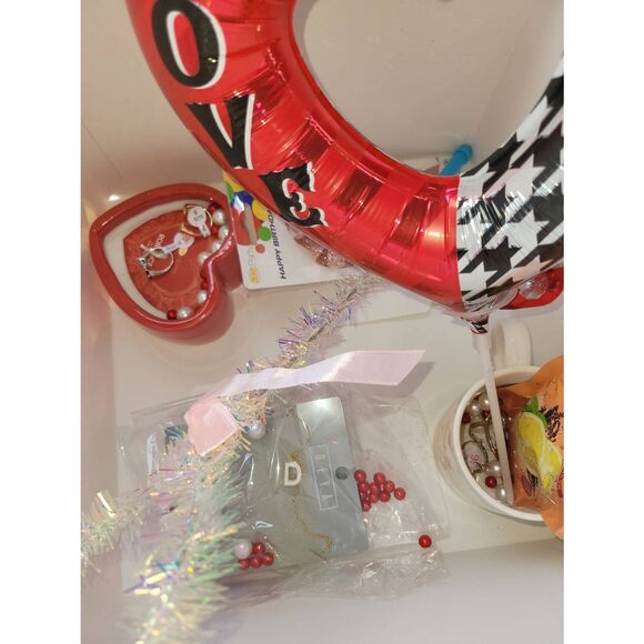 Heart shaped balloon or light up heart - Picture 6 of 7